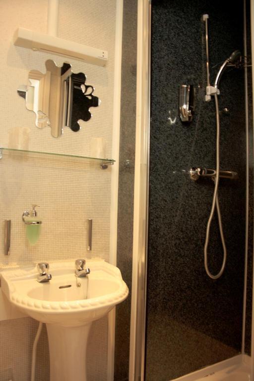 Devon View Guesthouse سوانسي الغرفة الصورة
