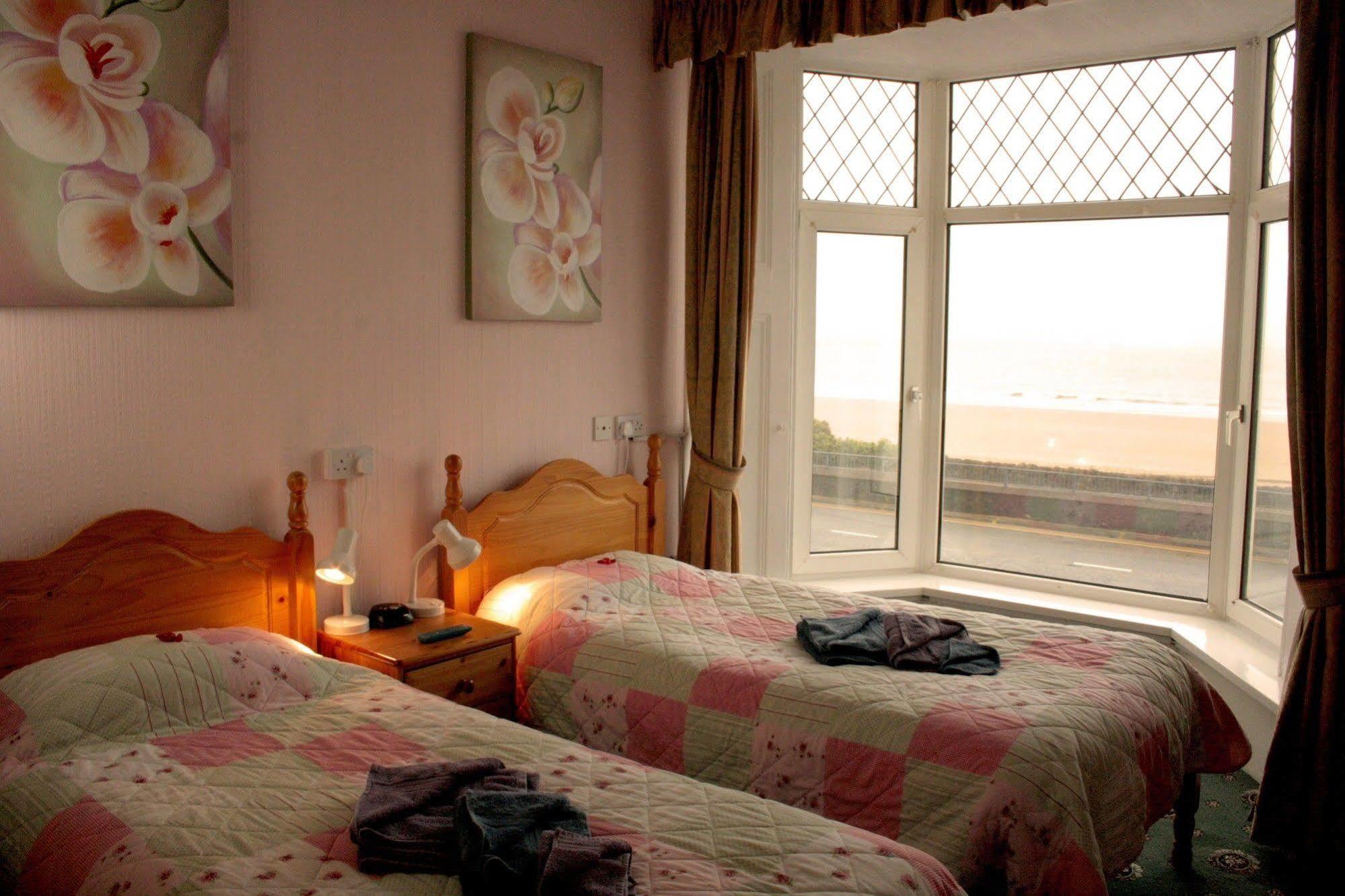 Devon View Guesthouse سوانسي المظهر الخارجي الصورة