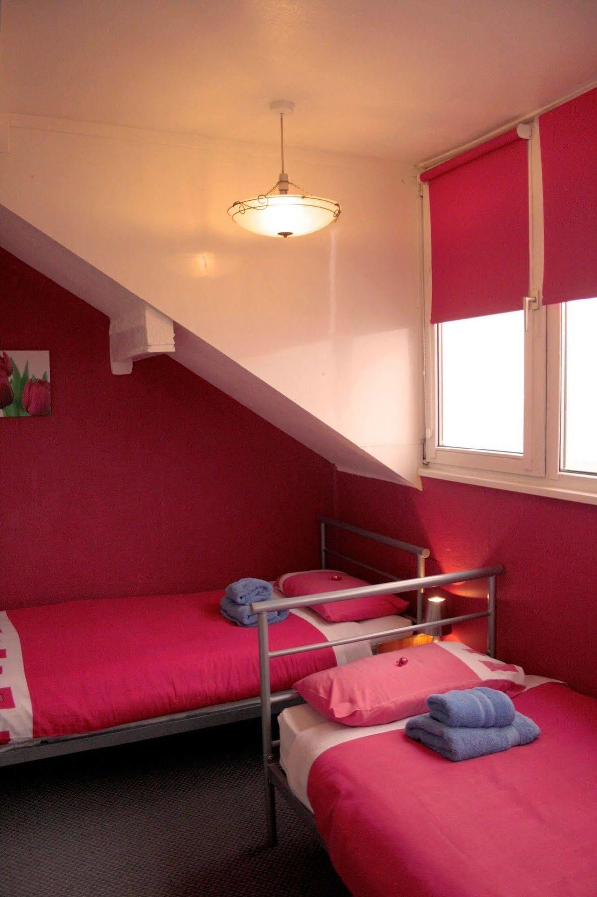Devon View Guesthouse سوانسي المظهر الخارجي الصورة